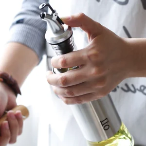 قارورة زيت زجاجية